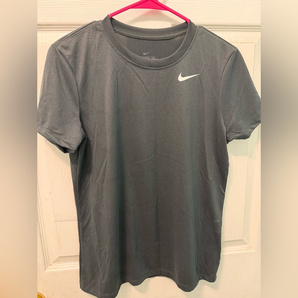 Nike womens medium